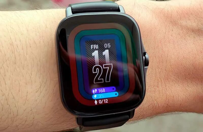 Часы амазфит GTS 2e. Умные часы Amazfit GTS 2. Экраны смарт часов Amazfit. Amazfit GTS 2e на руке. Amazfit gts 2 new