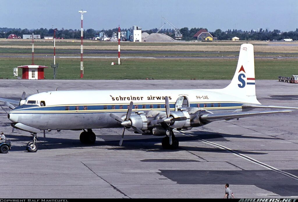 Dc 7.4. Douglas DC-7. Douglas DC-7c Seven Seas. MACDONALD Douglas DC-7. Douglas DC 7 Flight.