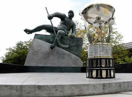 Сколько весит кубок харламова