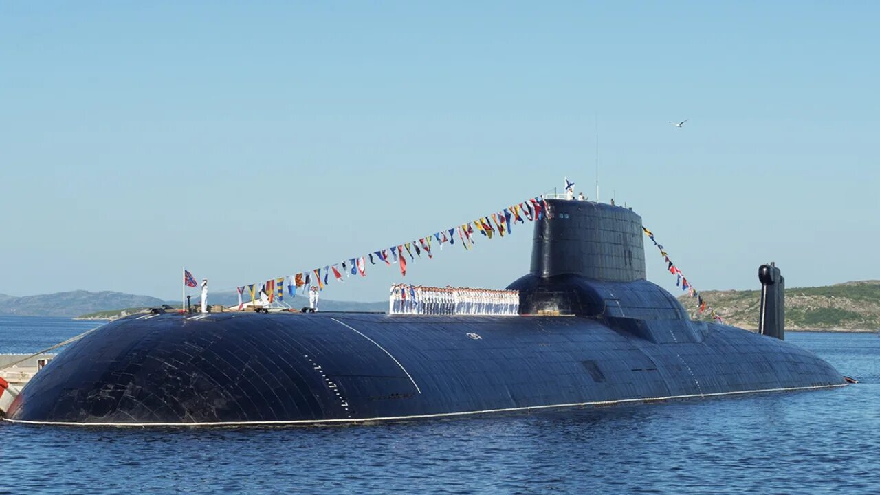 Самая большая пл. Подводная лодка акула проект 941. Самая большая пл. Самая большая пл. Самая большая пл.