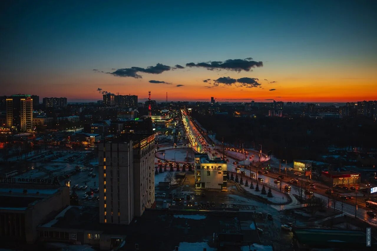 Самара вечером. Вечерняя Самара. Ночная Самара. Ночной город Самара.