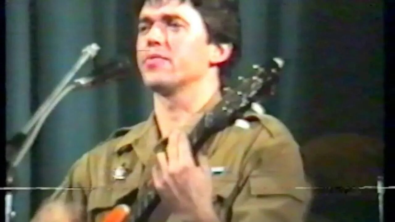 Памяти танкиста валерий петряев слушать. Песня рванула из под гусениц земля. Танки из фильма чистилище. Валерий петряев второй батальон. Валерий петряев - юбилейный концерт 26.