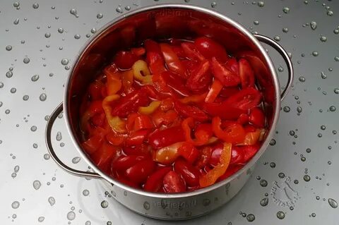 Маринованные болгарские перцы в томатном соке