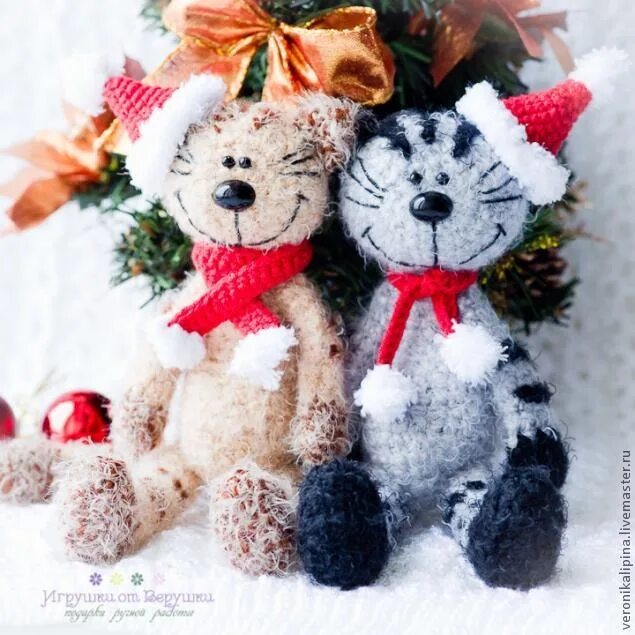 кот в шапке.