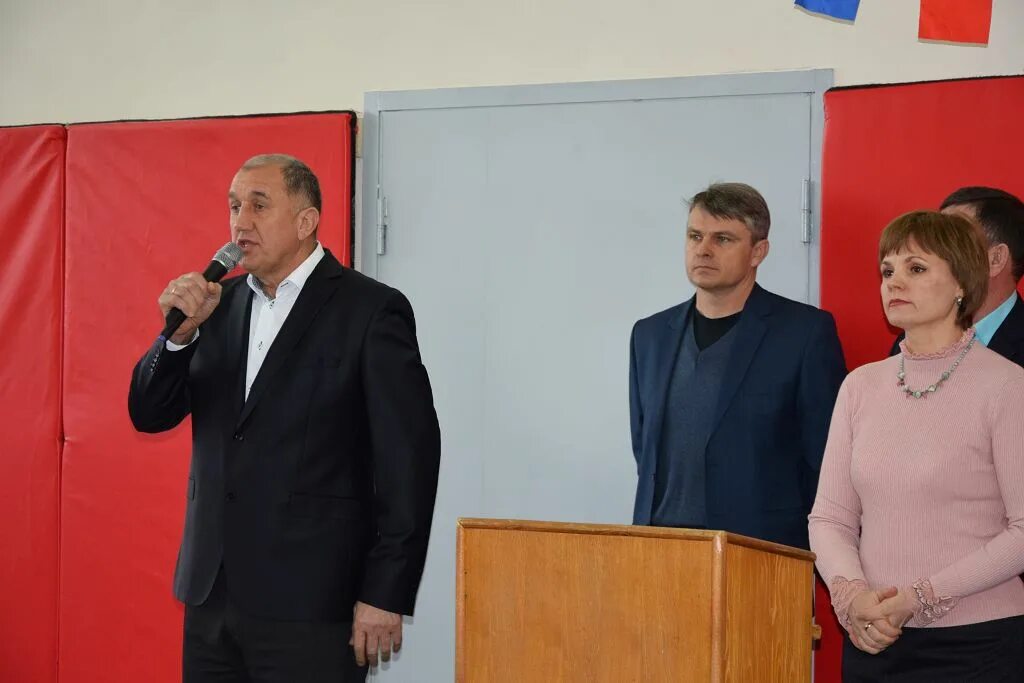Село новоромановское. Будённовское городское казачье общество. Село новоромановское фото леннинв 117. Село новоромановское ставропольского края. Село новоромановское ставропольского края.