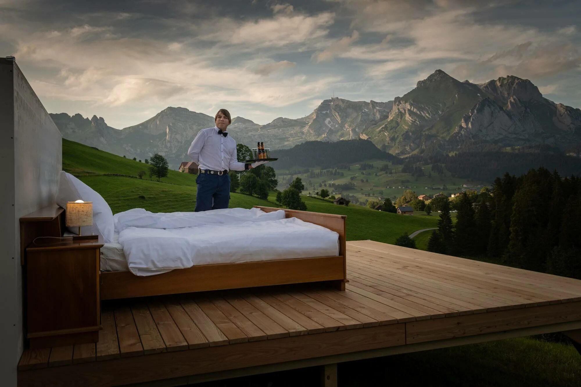 Отель в Швейцарии в горах нулл Стерн. Дом где отдыхает душа