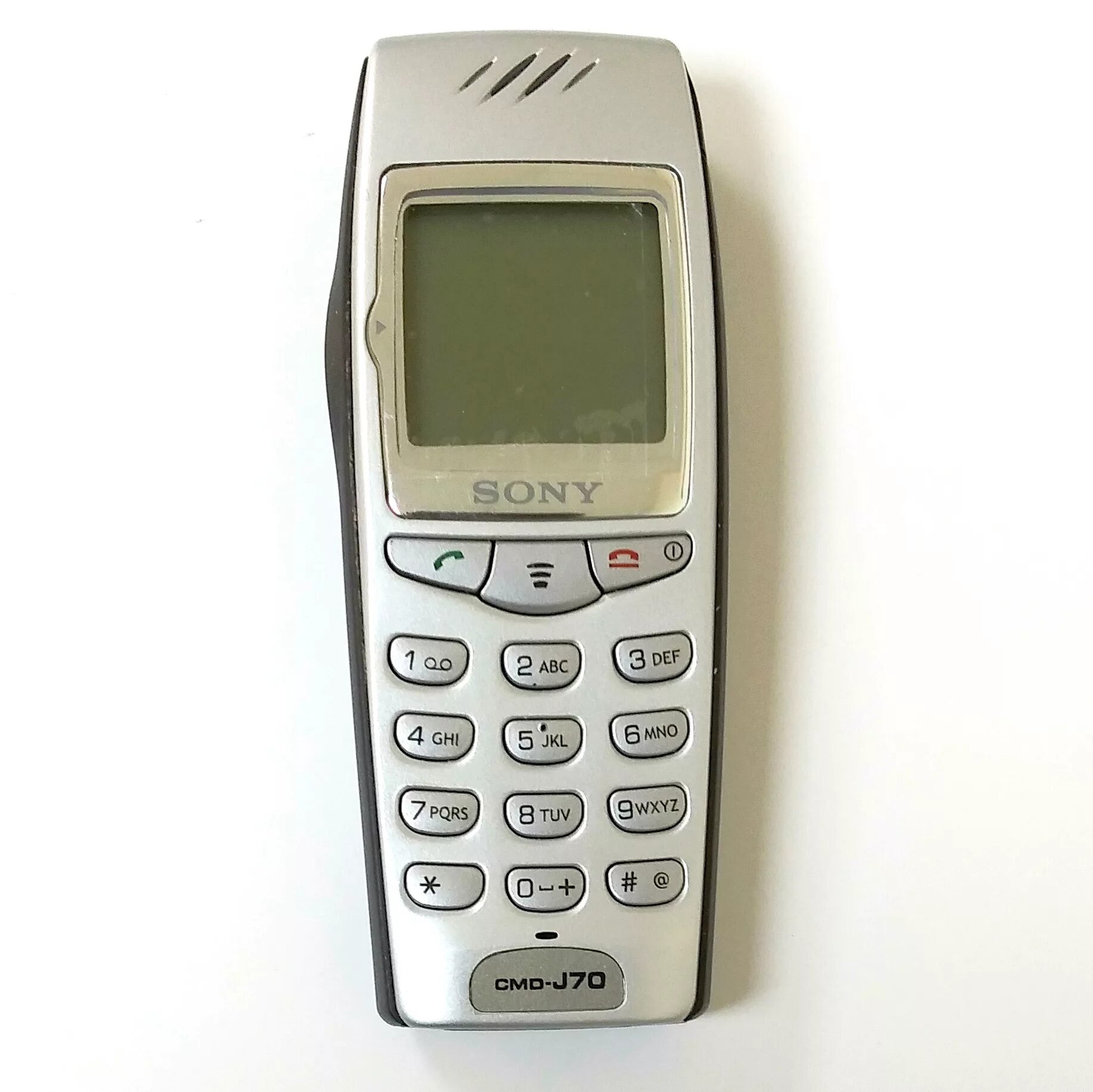 Старые телефоны sony. Sony j70. Sony Ericsson j70. Сони j70 телефон. Сони cmd j70.