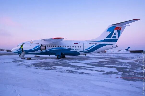 Купить билет на самолет ангара. Акционерное общество "авиакомпания "Ангара". АН 148 Ангара. Самолет авиакомпании Ангара. Ангара Аэро самолеты.