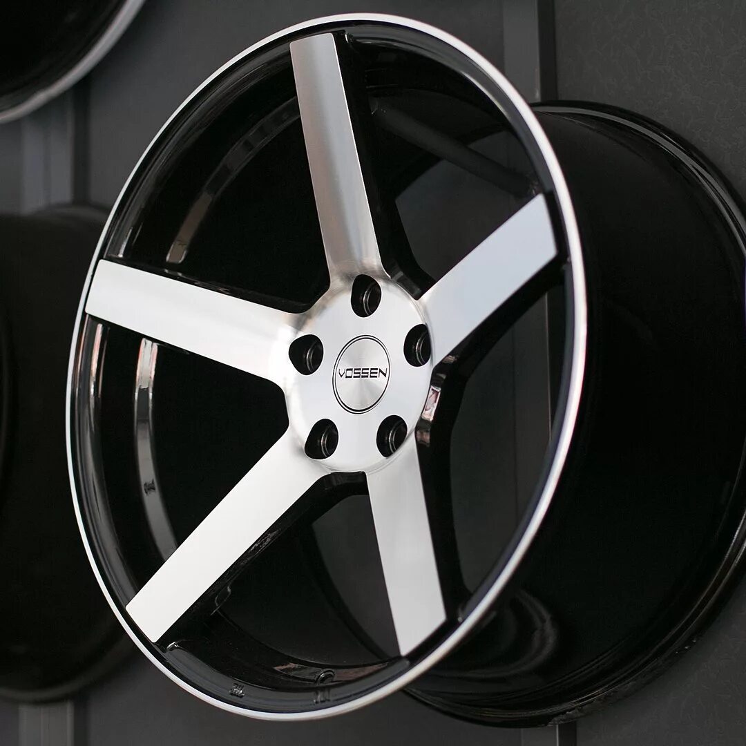 Диски воссен 16 4х100. Vossen r16 4x108. Воссен cv8. Vossen r17 4x108. Реплика Vossen cv3 r16.