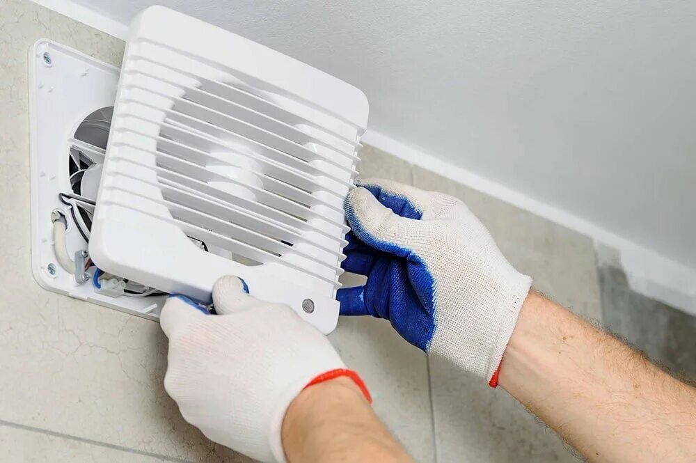 Как почистить вытяжку в ванне. Как почистить вытяжку в ванне. Вытяжка принудительная вентиляция. Вытяжка на мойке. Как почистить вытяжку в ванной своими руками.