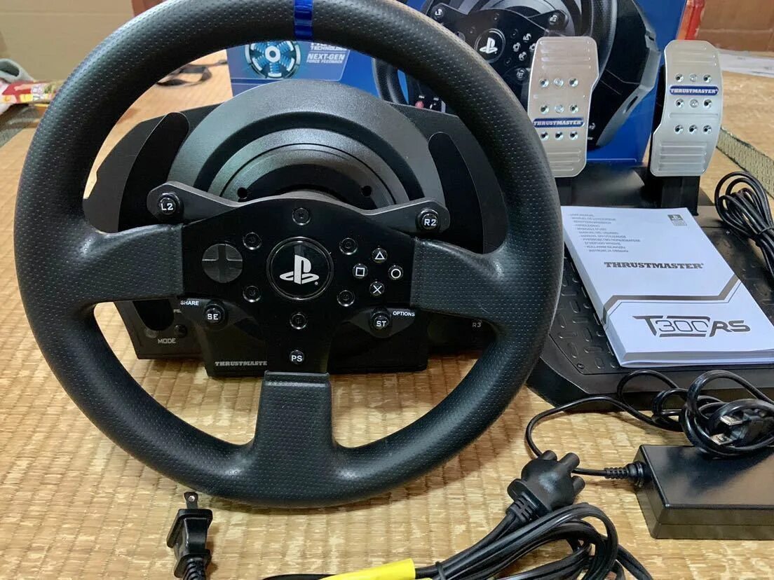 Thrustmaster t300 ferrari. Thrustmaster t300rs. Руль Thrustmaster t300rs. Thrustmaster t300rs Racing Wheel. Thrustmaster t300 Wheel.