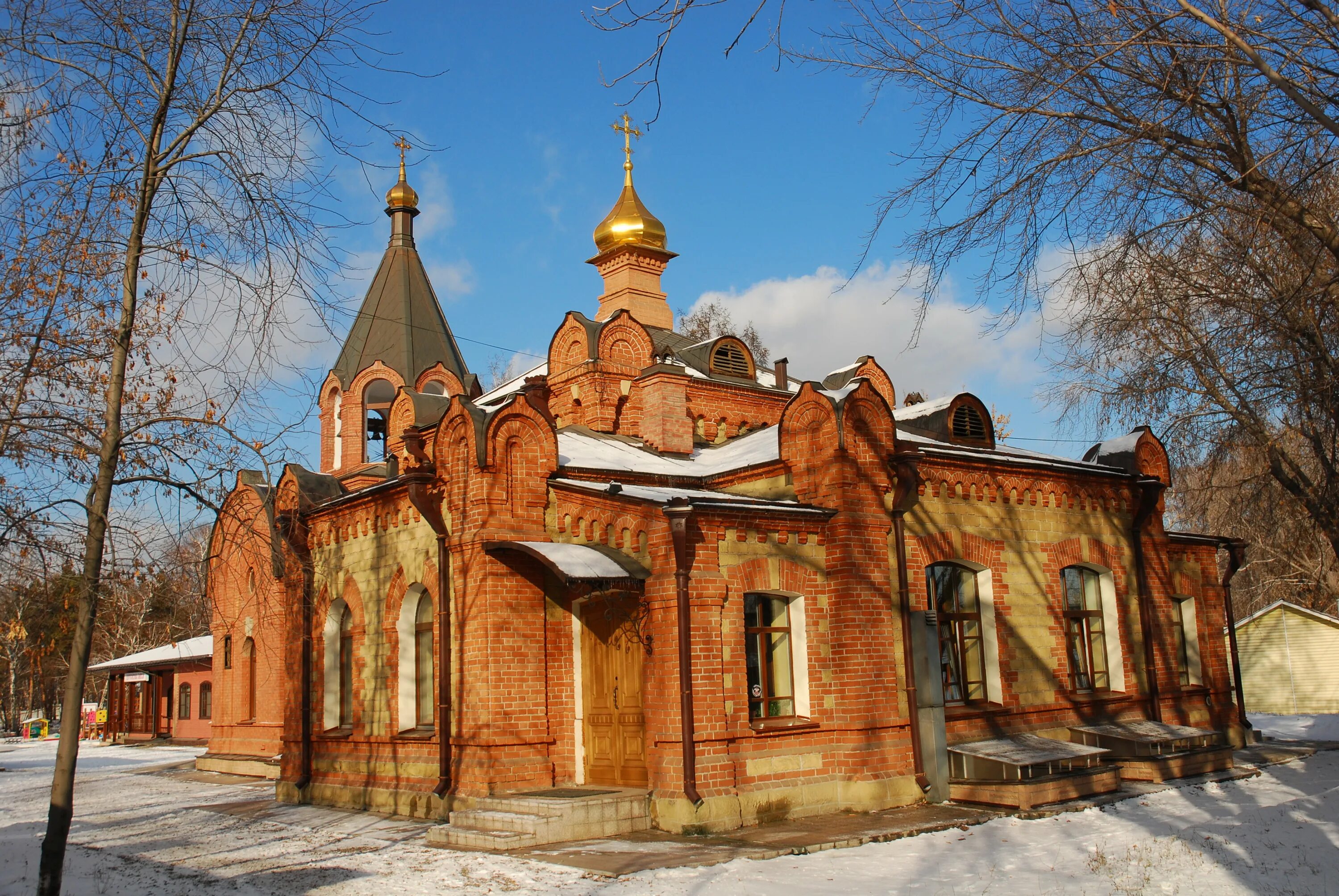 храм святого великомученика и целителя пантелеимона. кисловодск храм пантелеймона целителя. храм святого великомученика и целителя пантелеимона омск. храм великомученика и целителя пантелеимона ново-ленино иркутск. храм великомученика пантелеимона позднеевка.