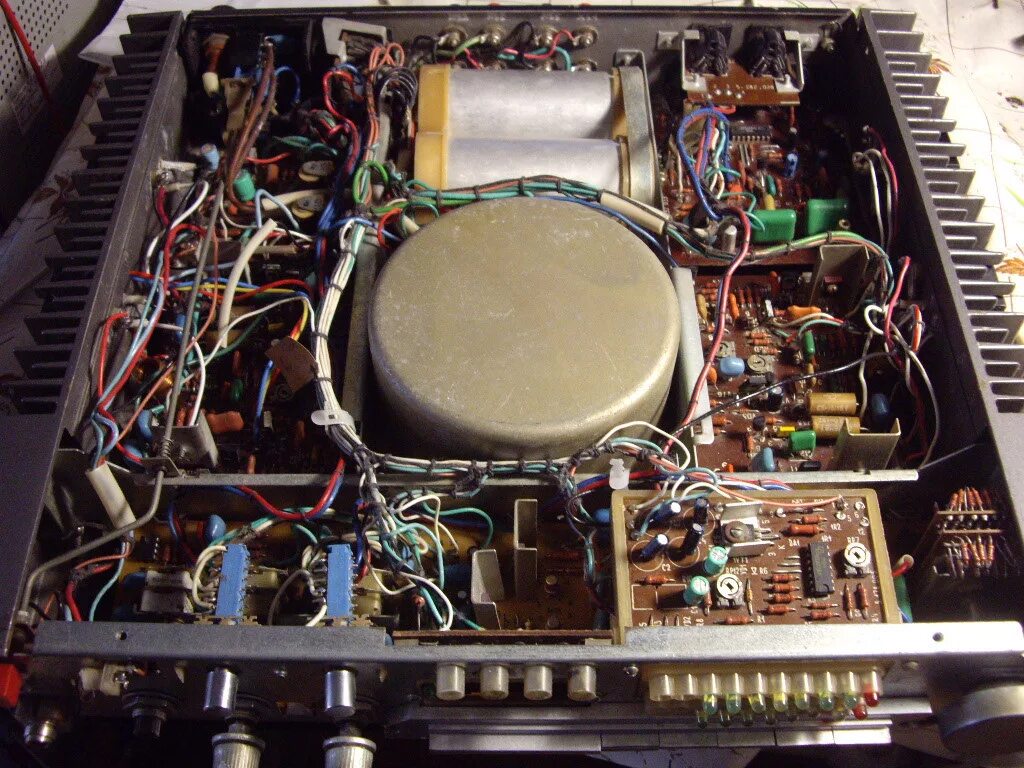 Усилитель амфитон 202. 202 75. Усилитель амфитон 75у-202с. Усилитель лорта 75у-101с. Усилитель лорта 75у-202с.