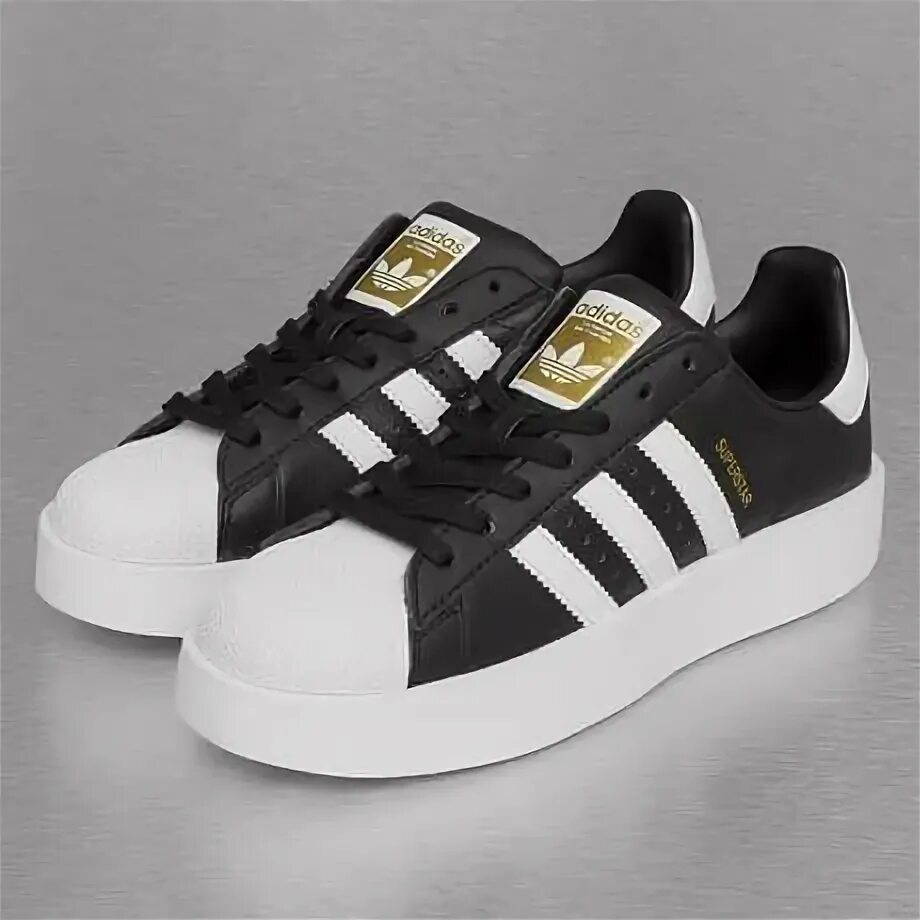 Подошва суперстар. Adidas кеды superstar немецкая сборная. адидас суперстар черные с белой подошвой. adidas superstar на платформе черные.