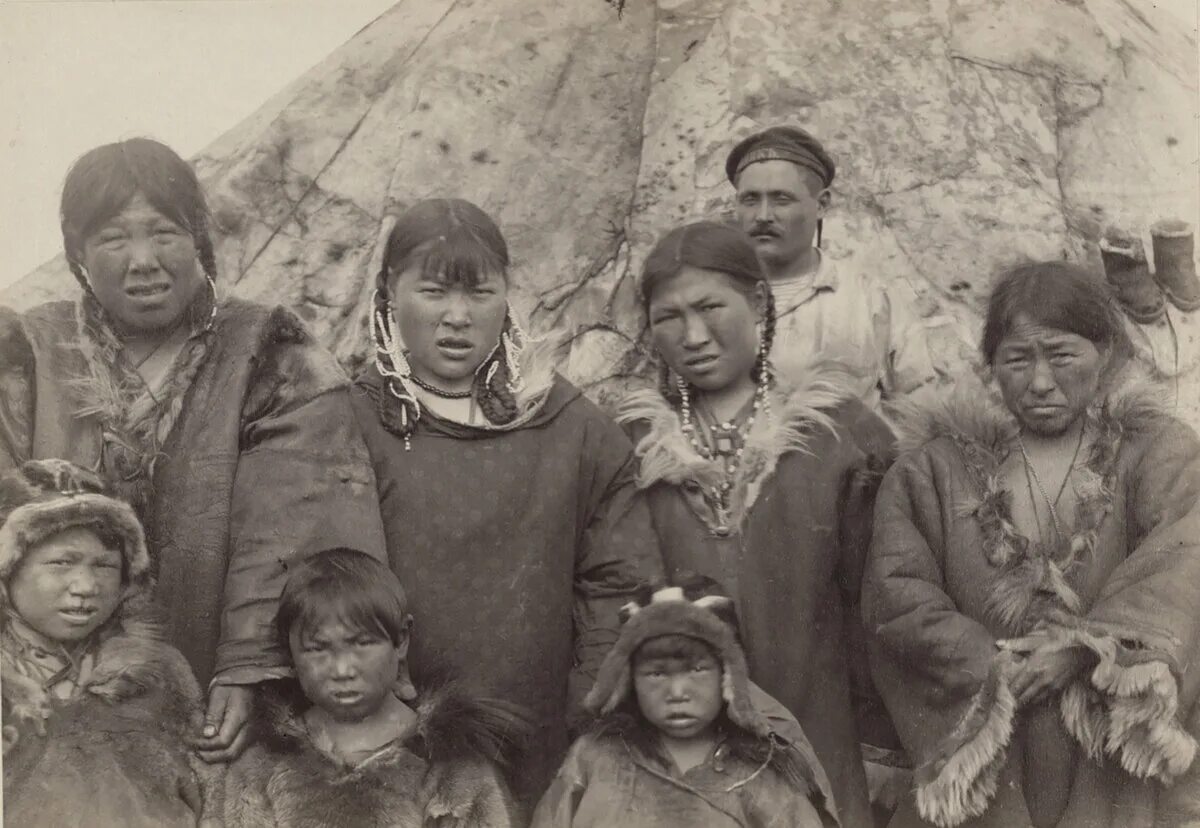 Чукчи коряки эвенки. Народ бывший потомком палеоазиатов. Народ бывший потомком палеоазиатов. Народ бывший потомком палеоазиатов. Индейцы алеуты.