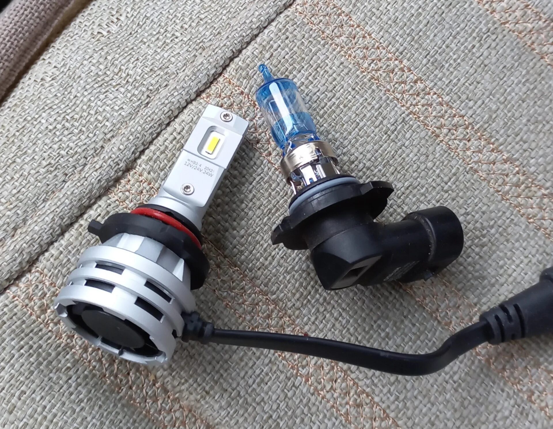 Лампы hb3 hb4. Hb3 9005 led. hb3 галоген. hb3 led sportage. лампа hb3.