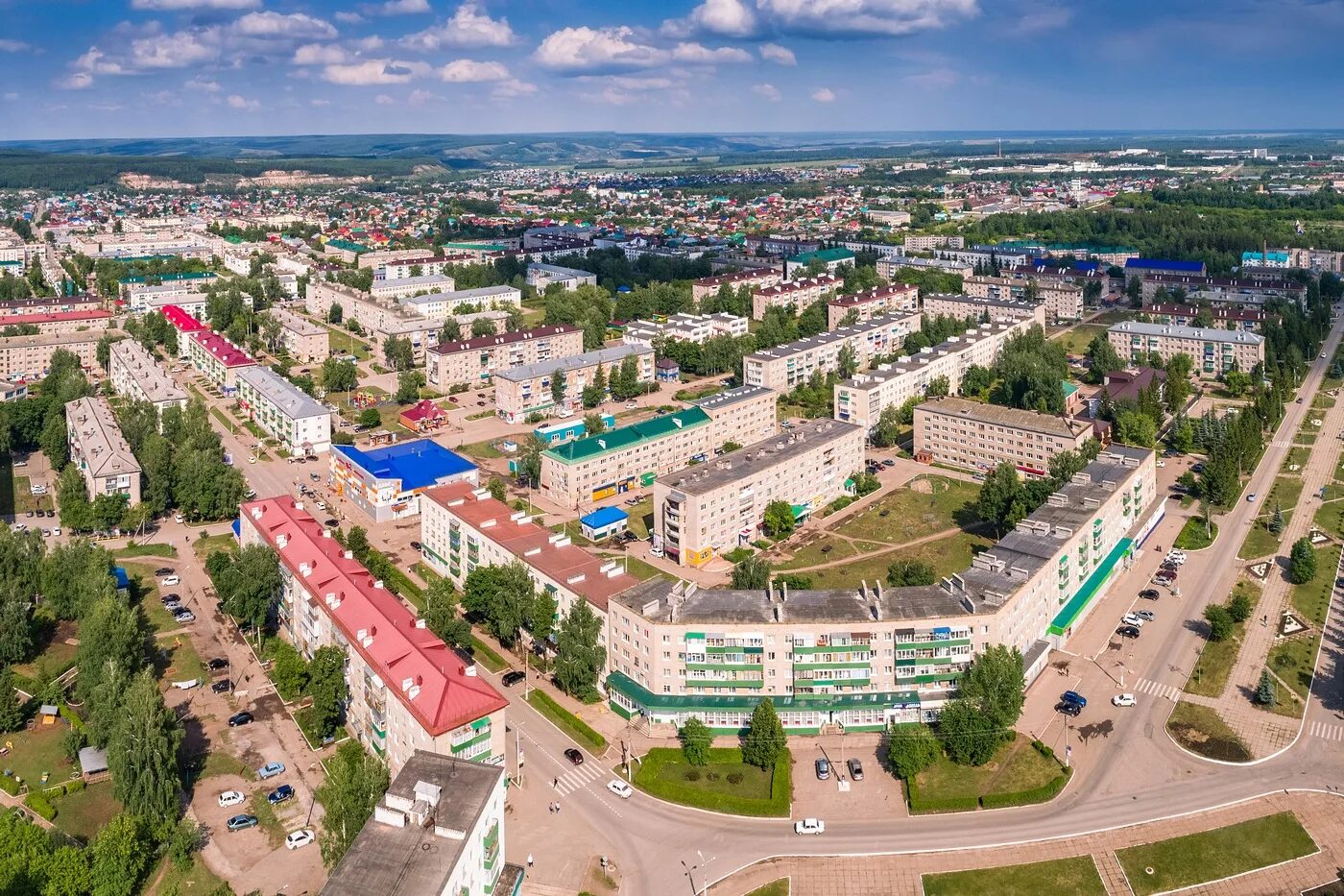 Город б находится