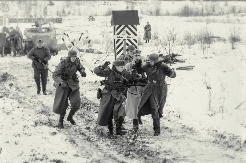 Калуга немцы немцы 1941. Освобождение Дзержинского района Калужской области от немцев. Освобождения района Дзержинский район Калужская область. Немецко фашистскими оккупантами