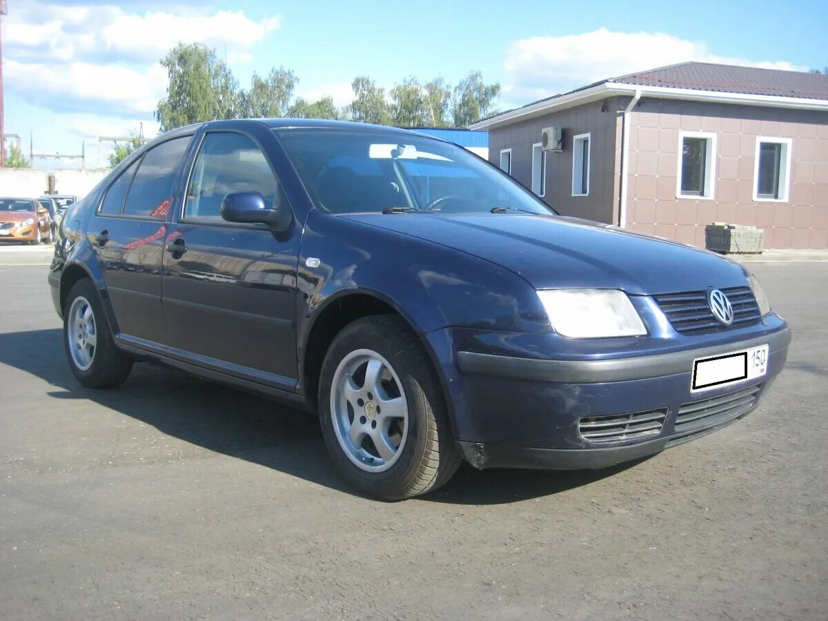 Volkswagen bora 2000. Фольксваген Бора 2000. Volkswagen Bora 2000 год. Volkswagen Bora 2000 1.6 автомат. VW Bora 1998.