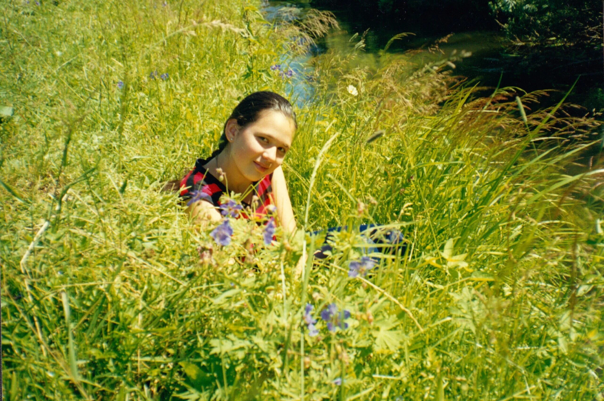 Калинов мост блеснет. Ольга зорка украина. Калинов девочка летом. Группа калинов мост ревякин в молодости. Девушка лето для детей.