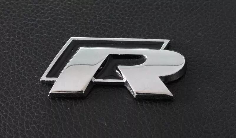 Шильдик r line. Шильдик р лайн гольф 6. шильдик r32 golf. шильдик vw golf 8 r label. volkswagen r line значок.