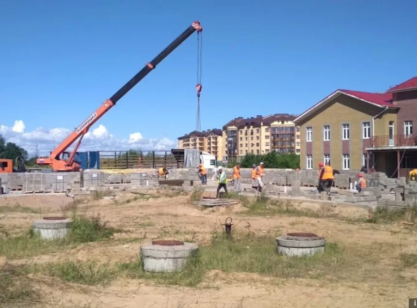 Псков строится. Социальный городок. Стройки Псковской области. Социальный городок псков борисовичи