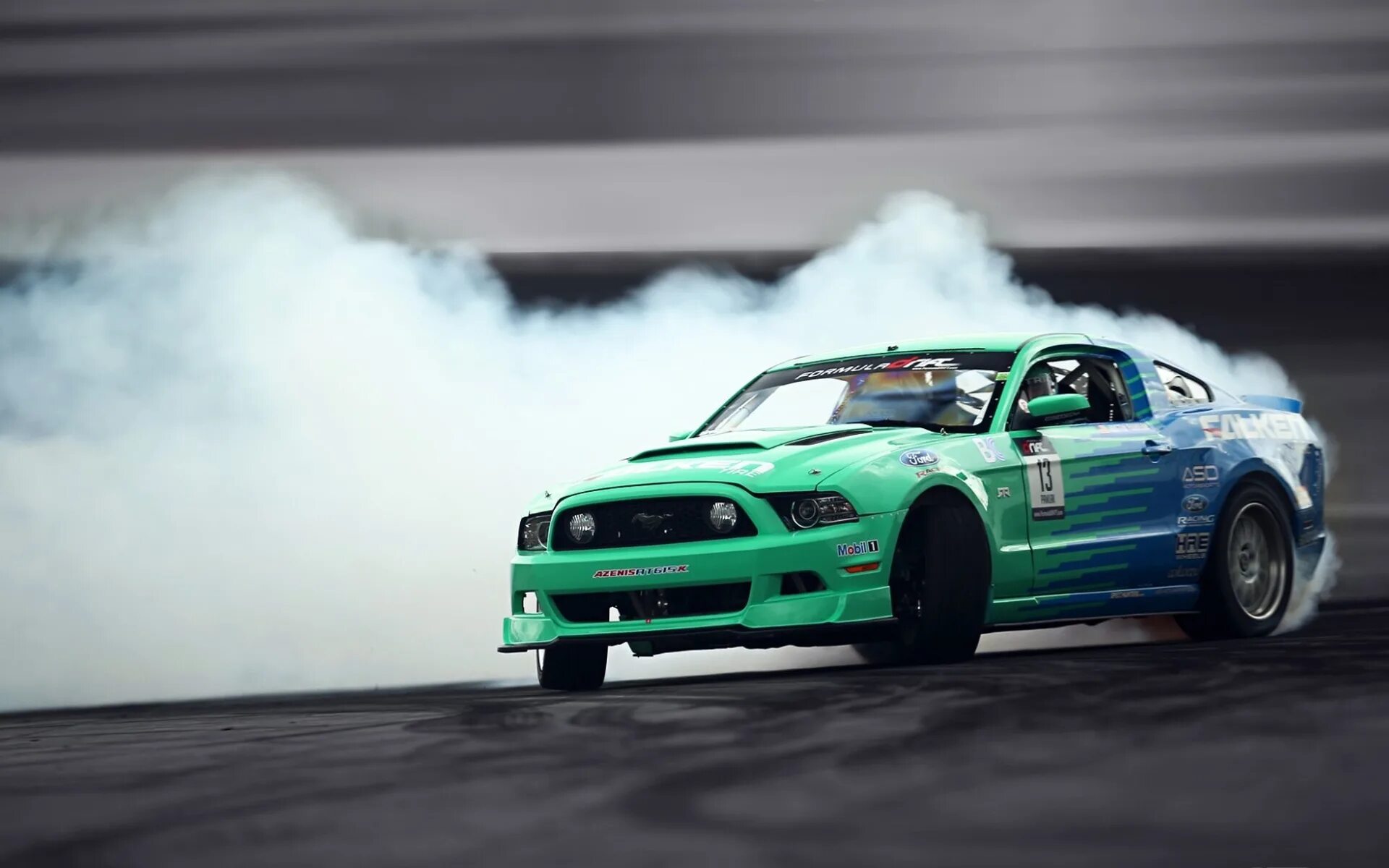 Форд Мустанг дрифт. Форд Мустанг дрифт корч. Mustang gt Drift. Дрифт машины Форд Мустанг обои.