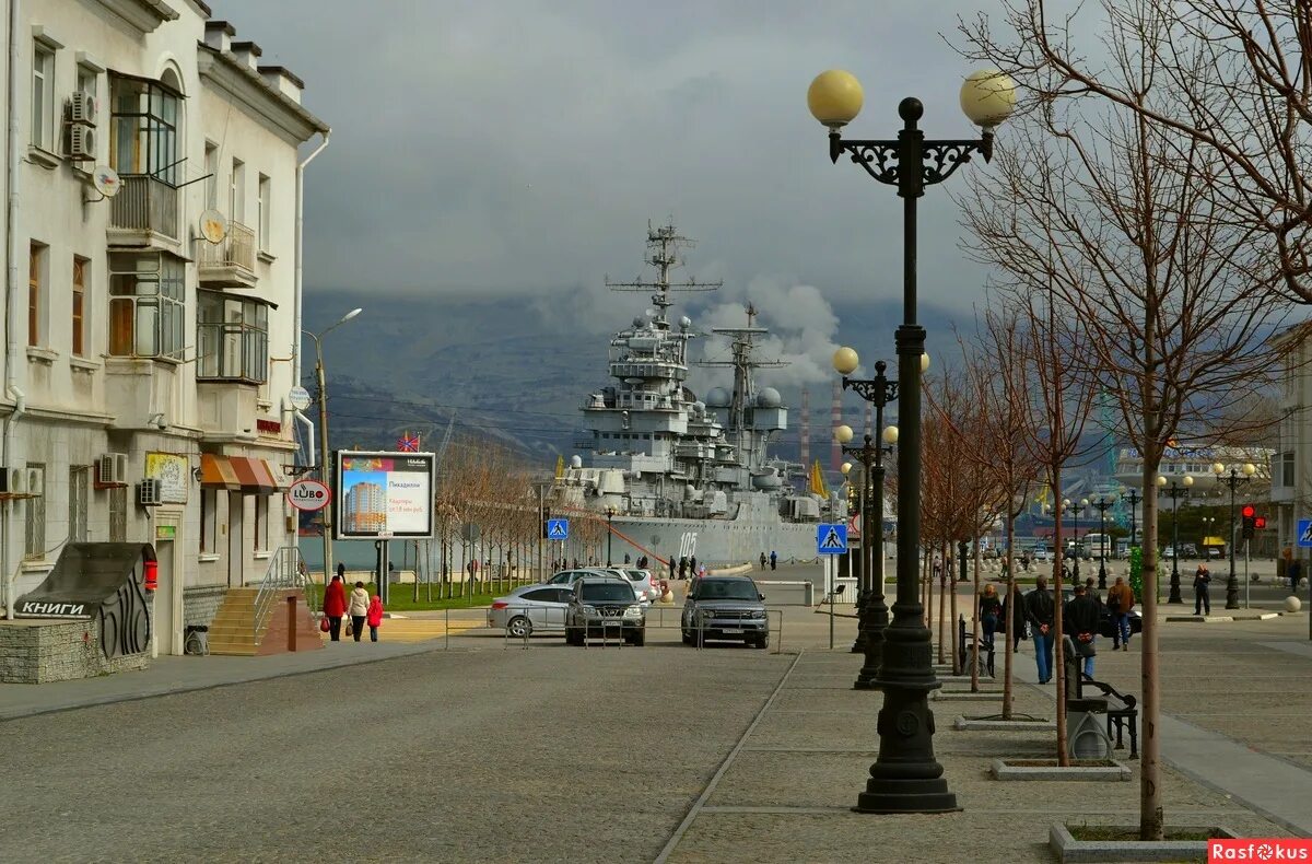 центральная улица новороссийска. набережная адмирала серебрякова. новороссийск пешком. новороссийск пешком. новороссийск пешком.