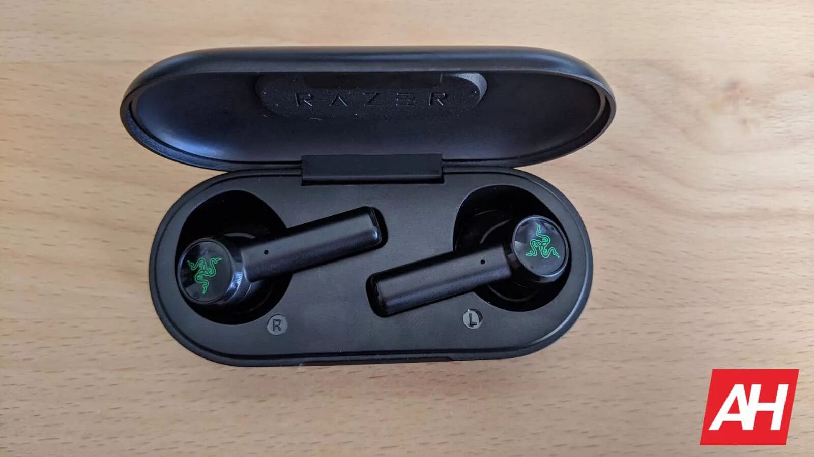 Razer Hammerhead true Wireless. Наушники TWS Razer Hammerhead. Razer true Wireless Hammerhead 2019 левый наушник. Беспроводные наушники Razer Hammerhead true Wireless x. Razer hammerhead true x