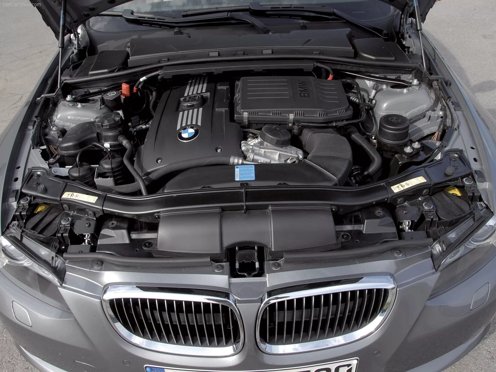 Bmw e92 двигатели. Bmw m3 e92 двигатель. E92 bmw мотор. Bmw m3 e92 v8 4. Bmw m3 gts 2010.