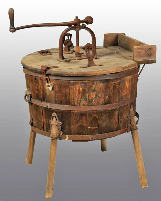 Первая стирка машинки. Первая стиральная машина Джеймса Кинга. Стиральная машинка 1851 года. Первая стиральная машина 1851.