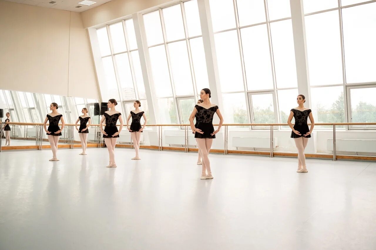 Колледж искусств тюмень большой зал. Колледж искусств тюменского государственного института культуры. Училище искусств тюмень. Колледж искусств тюмень. Тгик колледж искусств тюмень.