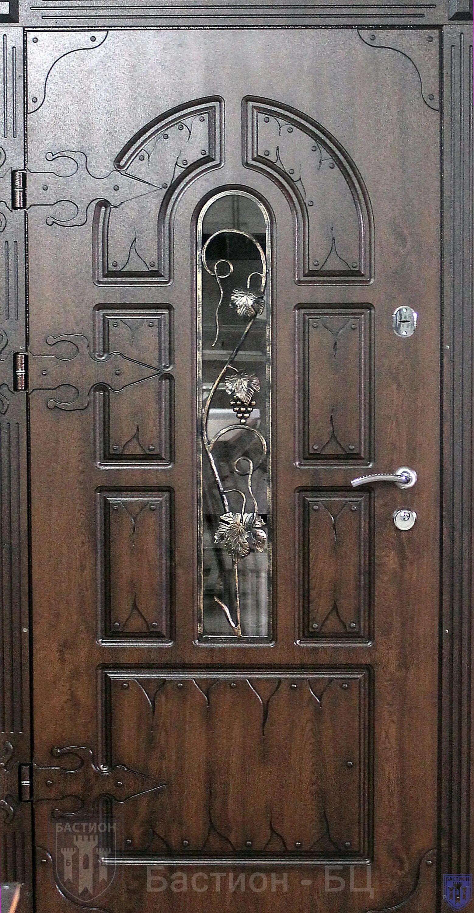 Дверь входная металлическая Бастион. Стальные двери наружные Бастион. Бастион стальные двери Смоленск.