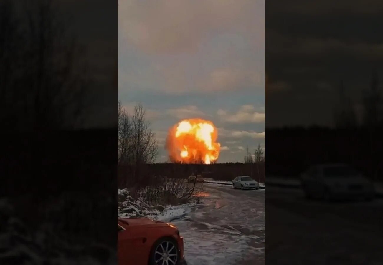 Взрыв в Лыхме Белоярского района. Пожар на газопроводе в Белоярском районе. Огонь взрыв.