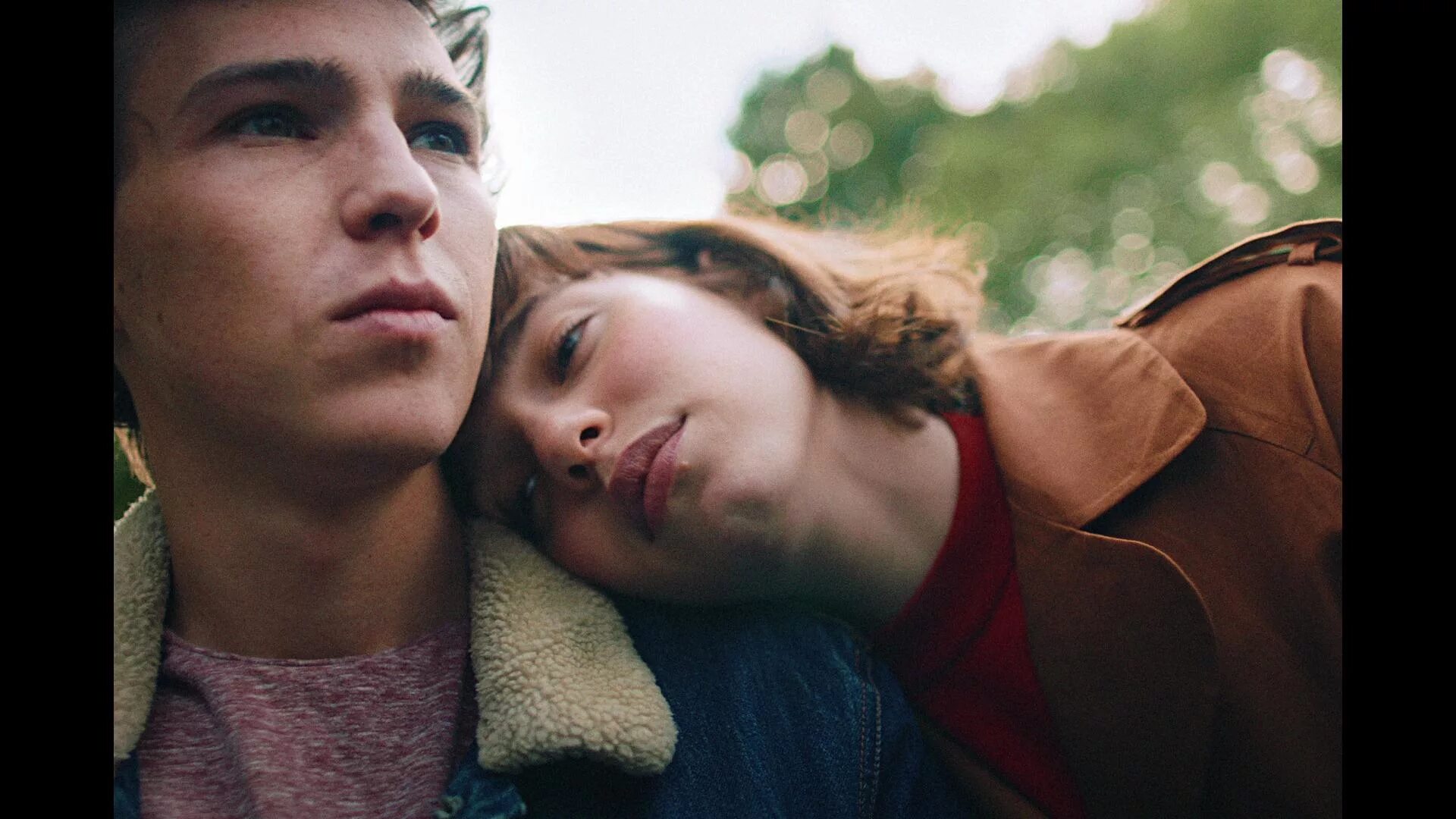 Between us boys. Between us boys. Эйса баттерфилд гарднер эллиот. Эйса баттерфилд гарднер эллиот. Between us boys.