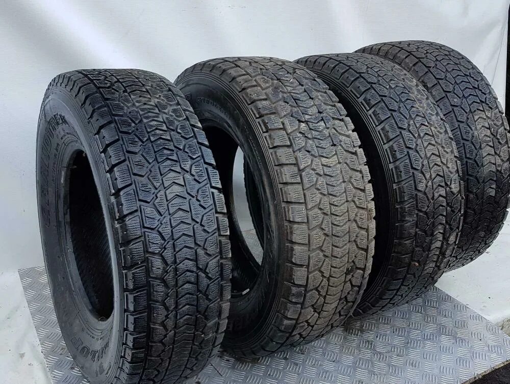 Dunlop Grandtrek sj5. Dunlop Grandtrek sj5 265/70 r16. Зимние шины Dunlop Grandtrek sj5. Данлоп sj5 r16. Купить шины grandtrek