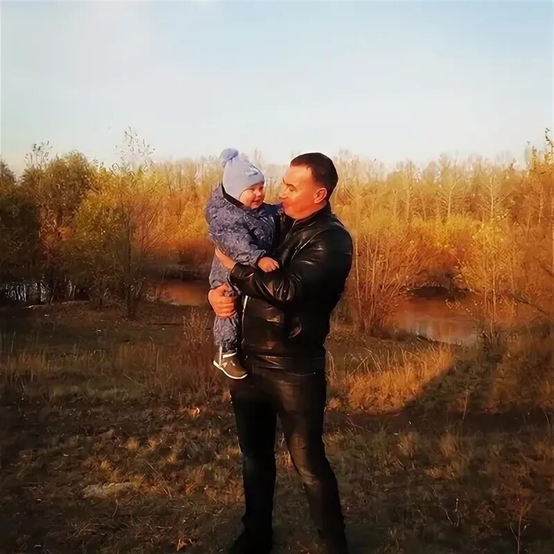 Сторож в артеме. Сторож в артеме. Ный охранник у шлагбаума прикол. Сторож в артеме. Сторож в артеме.