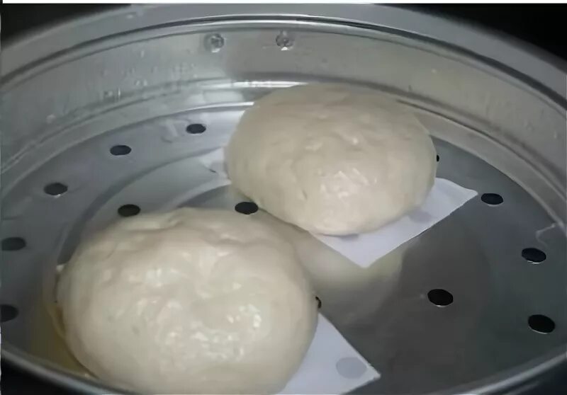 Рисовые паровые булочки корейские. Булочки в пароварке. Пирожки на пару в мультиварке. Пароварка для булочек бао. Витринная пароварка для пянсе.