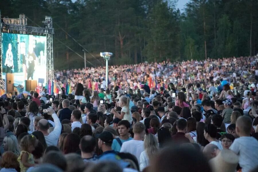 Отмена массовых мероприятий в москве сейчас. Массовые мероприятия. Массовые гуляния. Массовые мероприятия Татарстан. Запрет Меооп на массовые мероприятия.