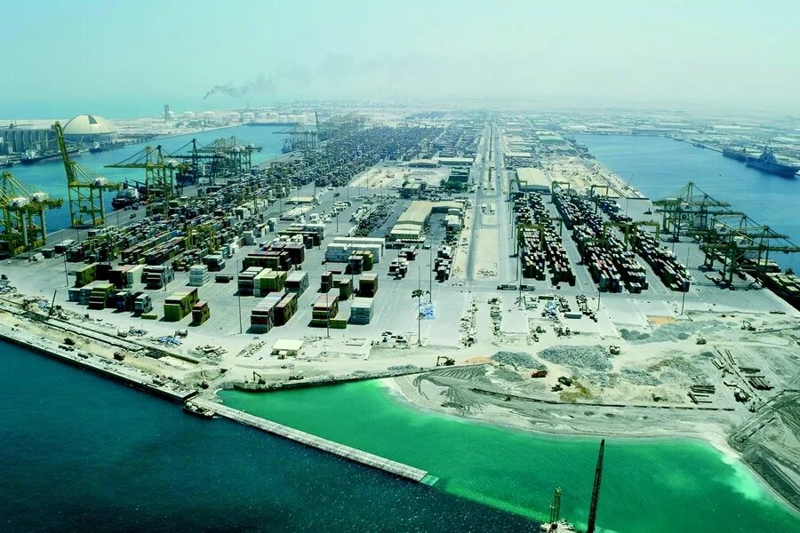 Uae zone. Jebel Ali порт.