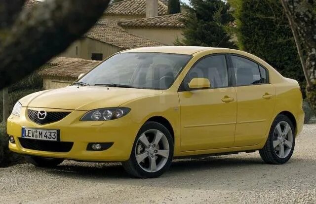 Mazda 3 2003 год. Mazda 3 bk 2006 седан. Мазда 3 бк седан. Mazda 3 2003. Мазда 3 хэтчбек зеленая 2003.