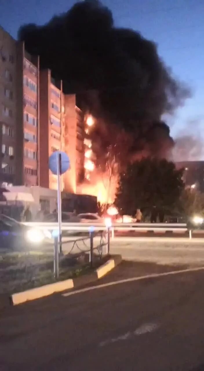Самолет упавший в краснодарском крае. Крушение самолёта в ейске 17 октября. пожар в ейске. ейск катастрофа самолета.