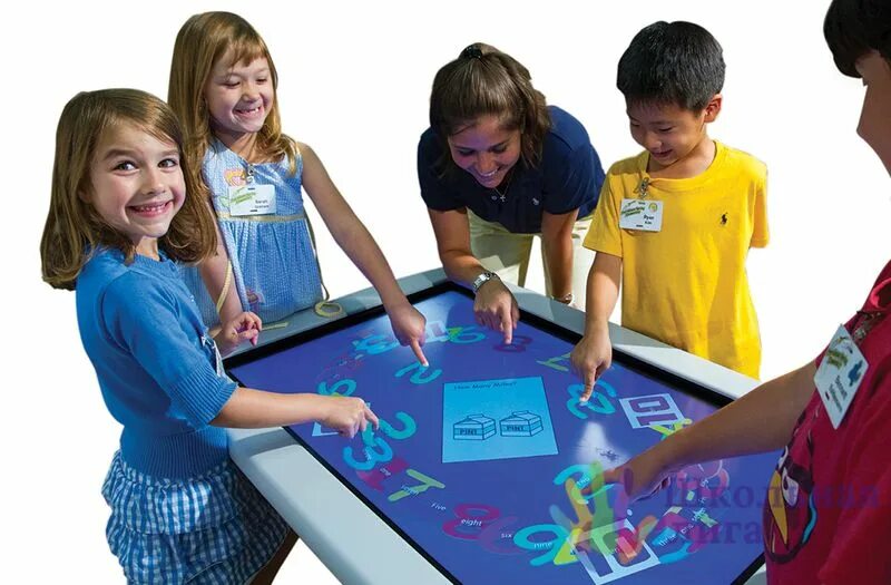 Включи учиться играть. Интерактивный стол Smart st442i. Интерактивный стол для детского сада. Интерактивный стол в ДОУ. Интерактивный стол для детей школа.