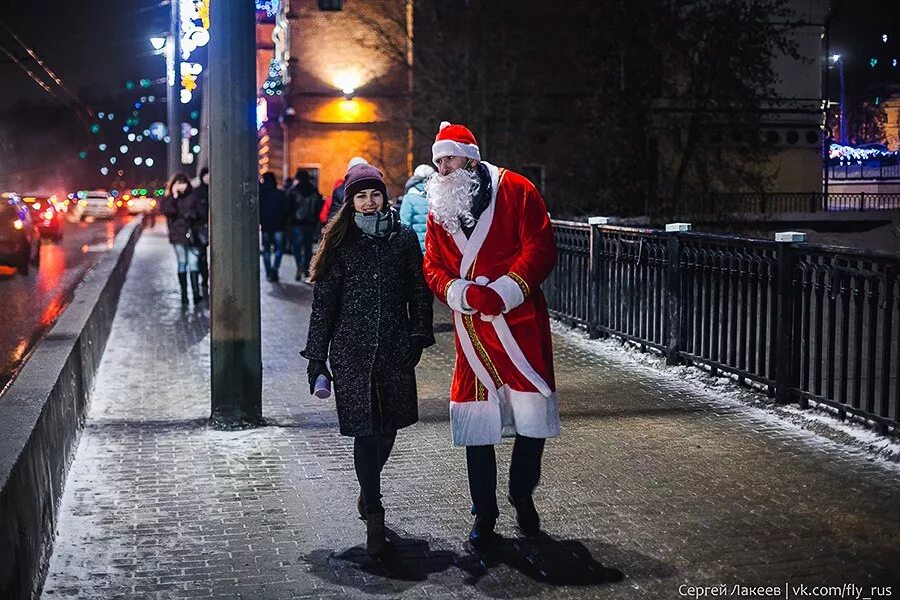 праздники во владимире новый год. новый год под владимиром. новый год под владимиром. владимир на новогодние праздники. владимир город новогоднее одеяние.