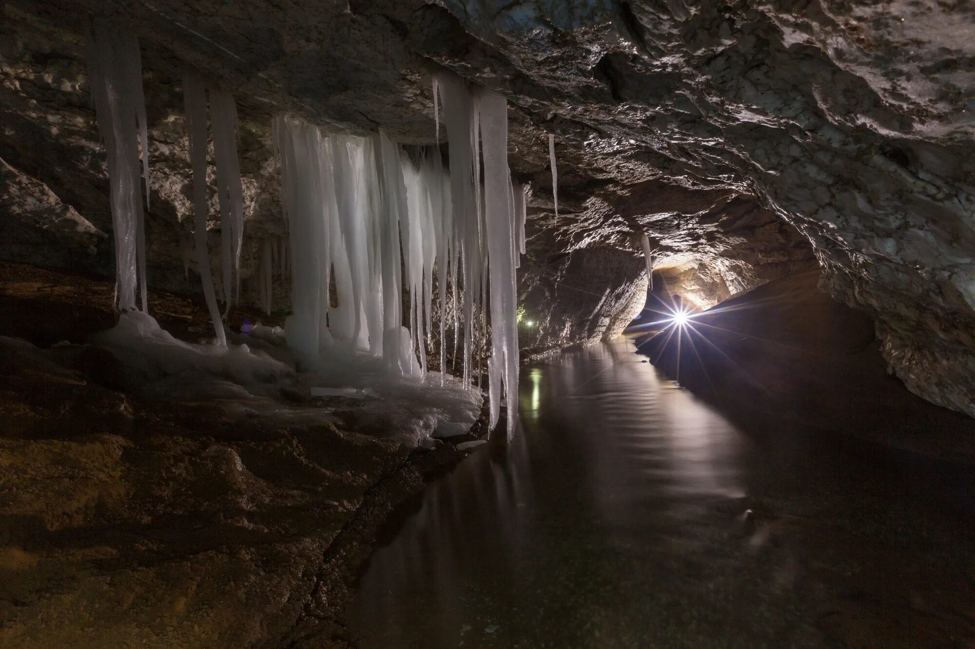 карстовые пещеры пинежского заповедника. голубино архангельская область пещеры. пинега пещеры голубино. пещеры в голубино архангельская. голубино карстовые пещеры.
