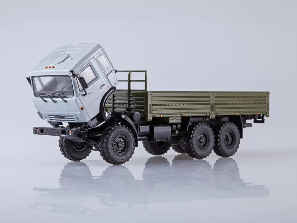 Камаз 53501 модель. Сборная модель камаз 53501. Каталог 53501. Каталог 53501. Камаз 53501 бортовой.
