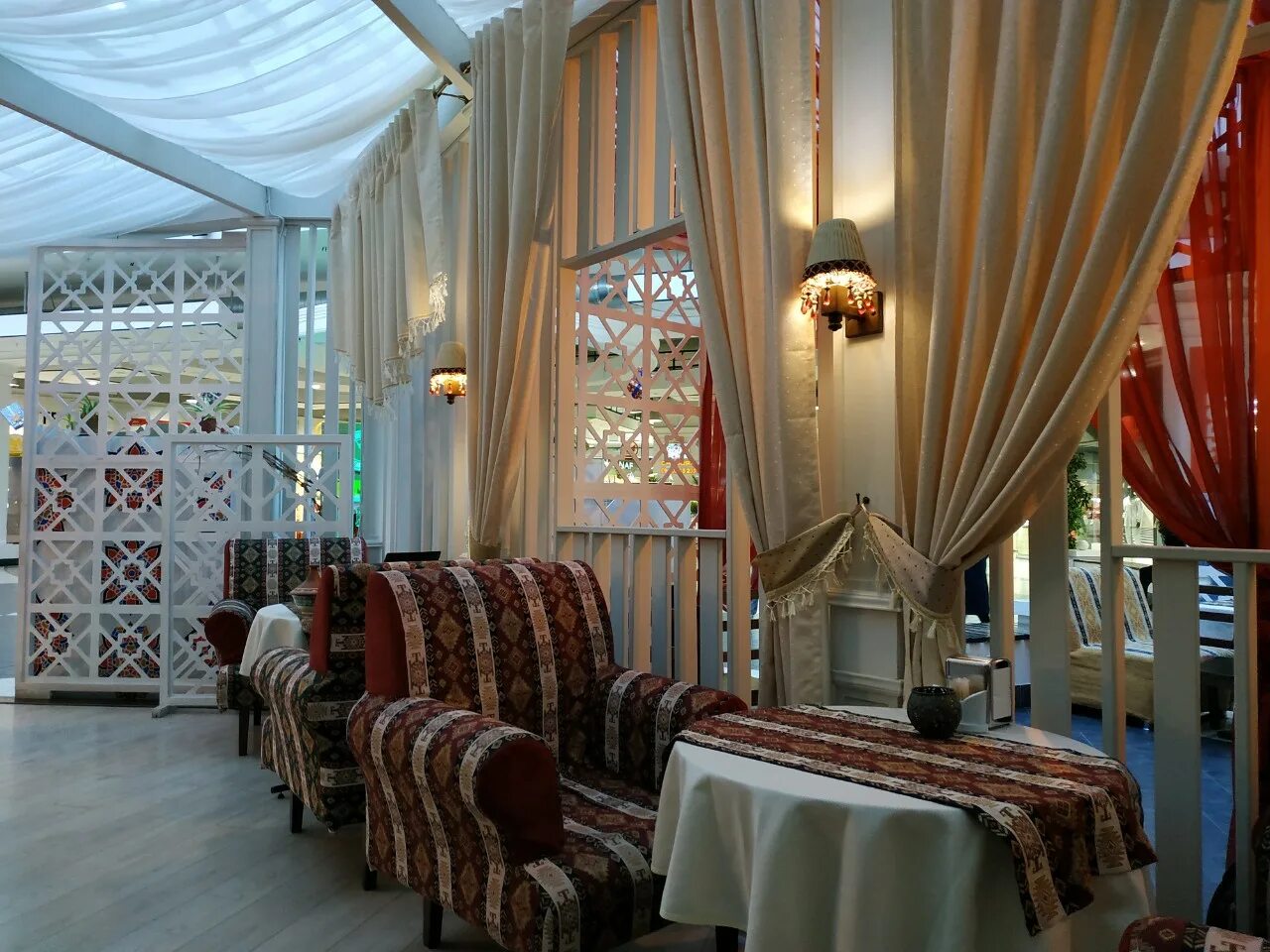 дастархан кафе евпатория. чайхана евпатория. чайхана дастархан химки. кафе дастархан луганск. короленко 1 евпатория.