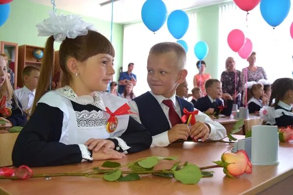 Школа Ездочное Чернянский район. МБОУ СОШ 1 Чернянка. Шараповская школа Новооскольского района Белгородской области. Школы Чернянского района. Школа года белгородская область