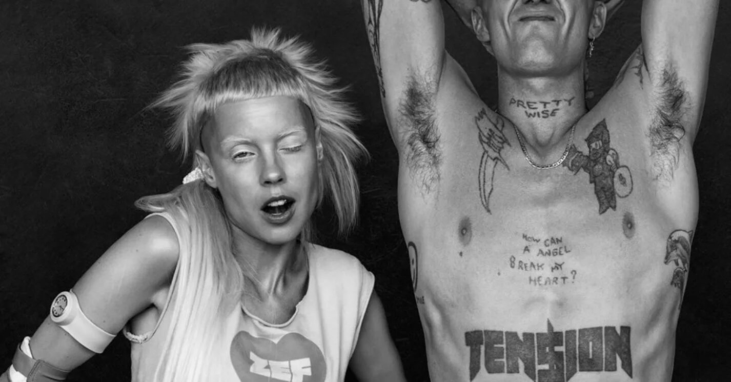 Йоланди и ниндзя. Die antwoord Чаппи. Die antwoord и little big. Ниндзя певец и Йоланди. Йоланди Фиссер и ниндзя развелись.