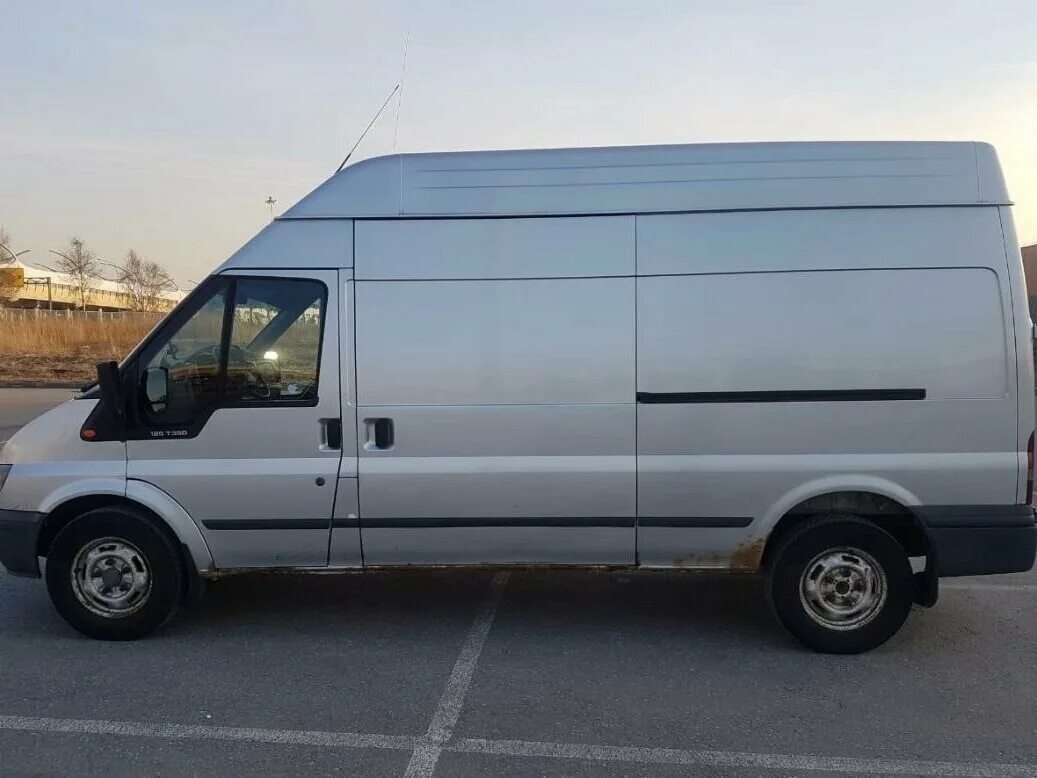 Купить форд транзит грузовой. Ford Transit 2005. Форд Транзит 2005 года. Форд Транзит 2005 дизель. Форд Транзит 2005г 2.0 дизель.